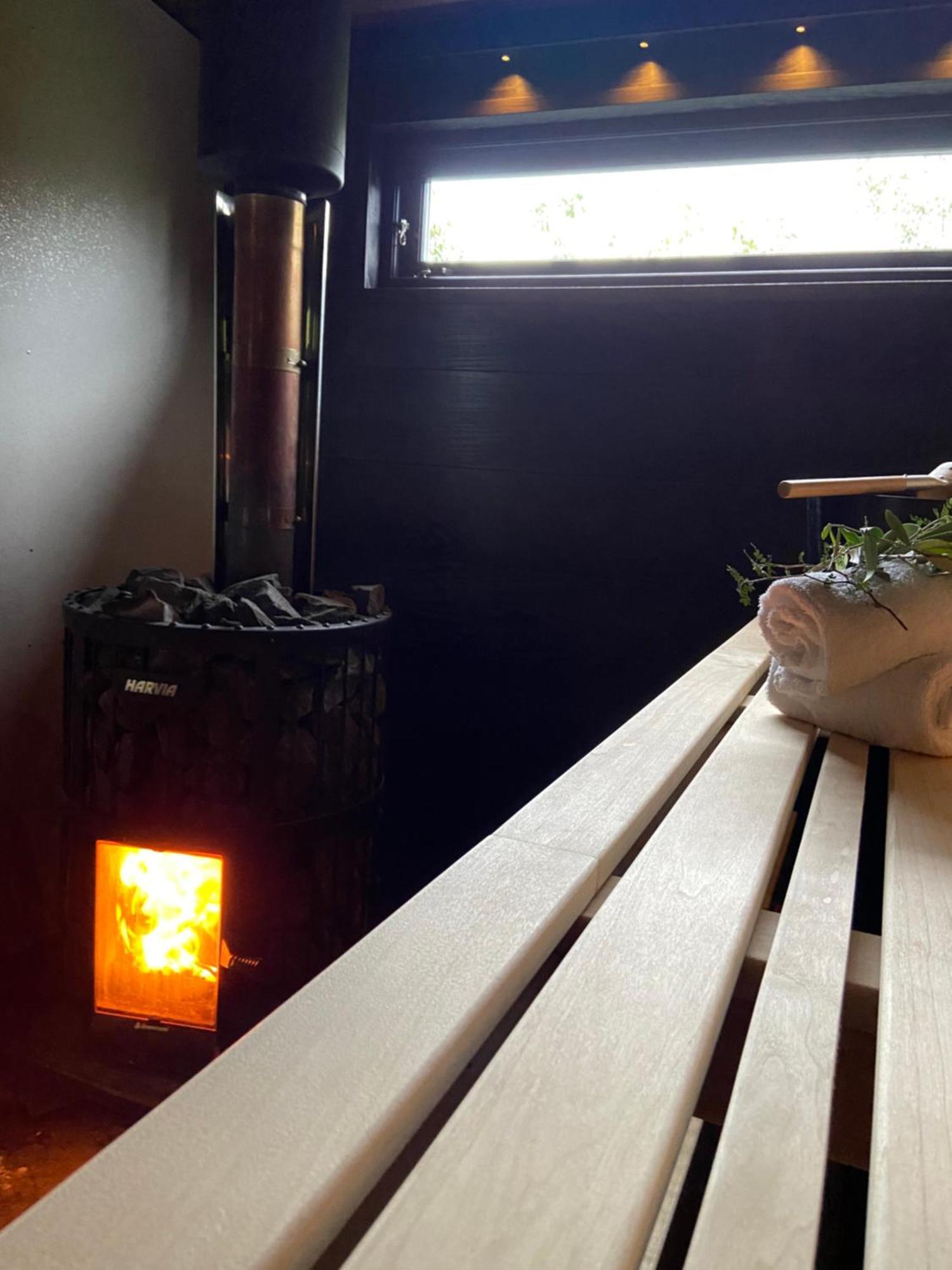 Maven Kustnaera Stugor Kappelshamn Esterno foto