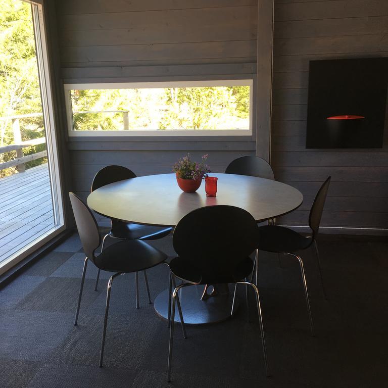 Maven Kustnaera Stugor Kappelshamn Esterno foto