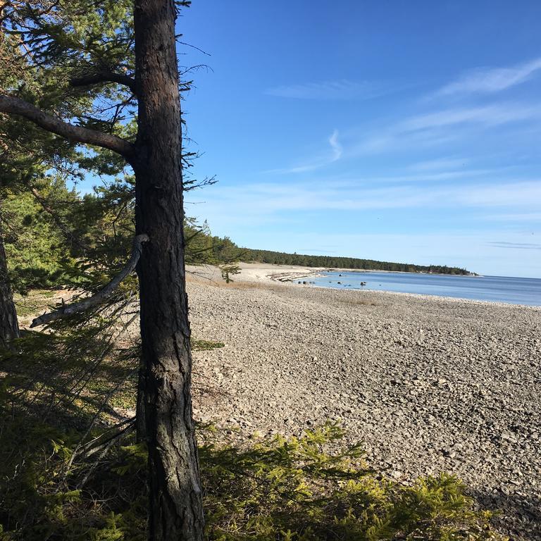 Maven Kustnaera Stugor Kappelshamn Esterno foto