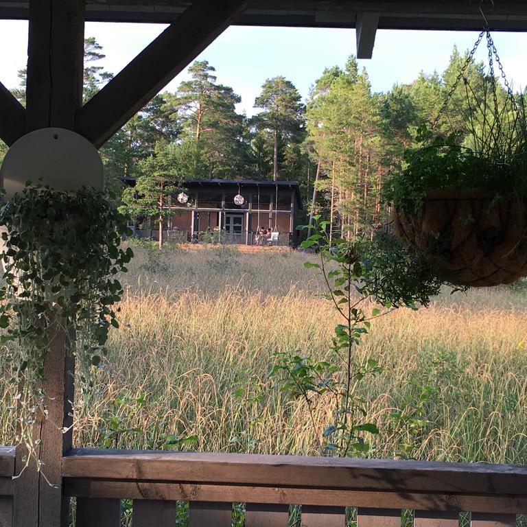 Maven Kustnaera Stugor Kappelshamn Esterno foto