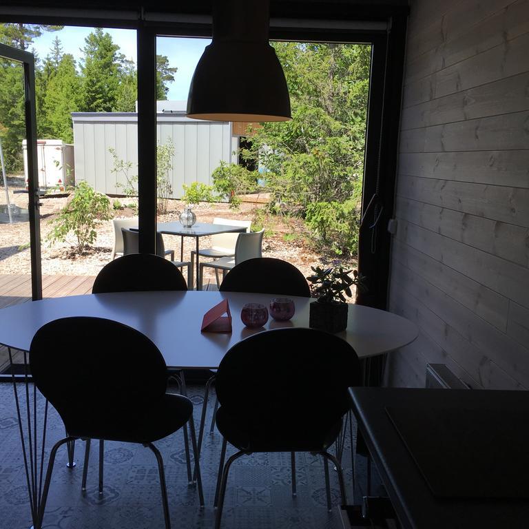 Maven Kustnaera Stugor Kappelshamn Esterno foto